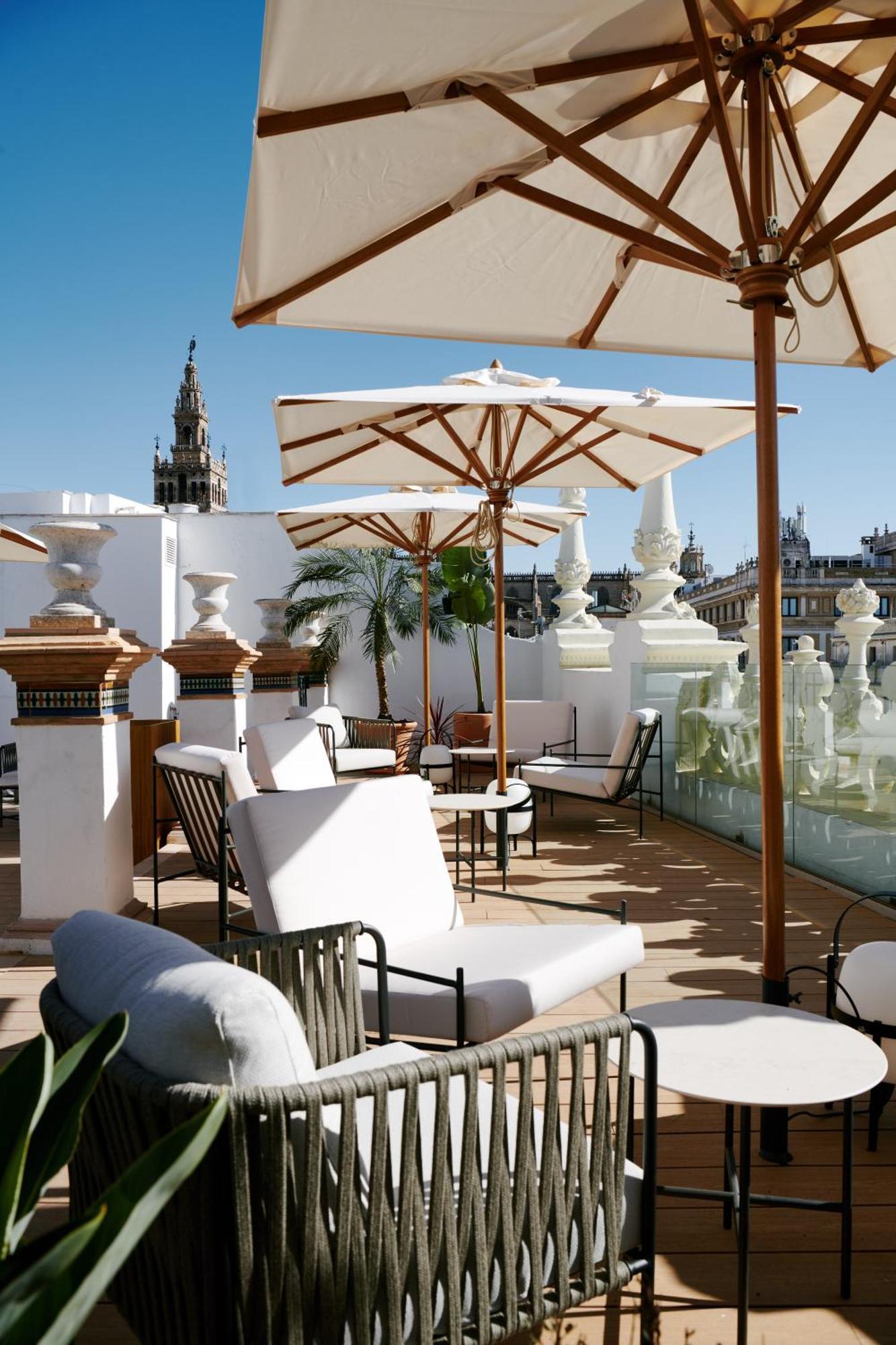 Mercer Plaza Sevilla 5 Gl Exteriör bild