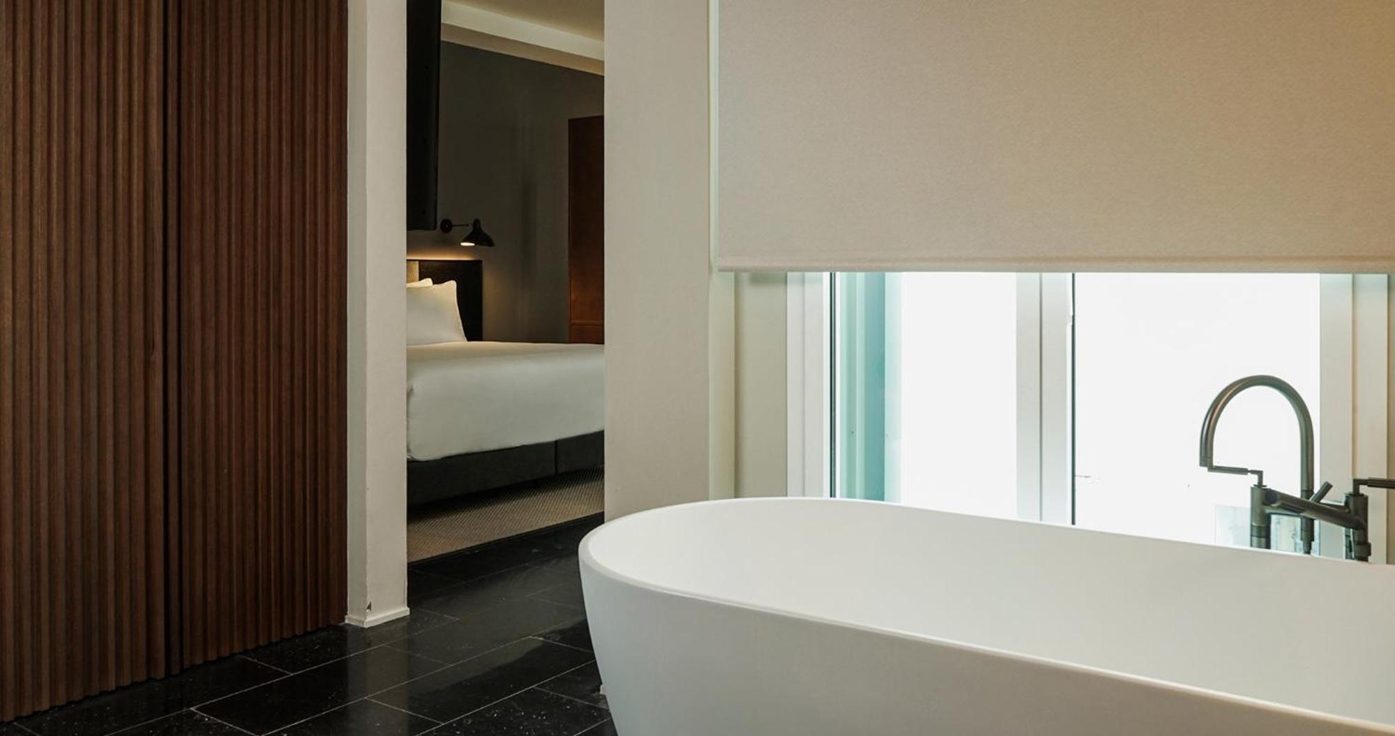 Mercer Plaza Sevilla 5 Gl Exteriör bild